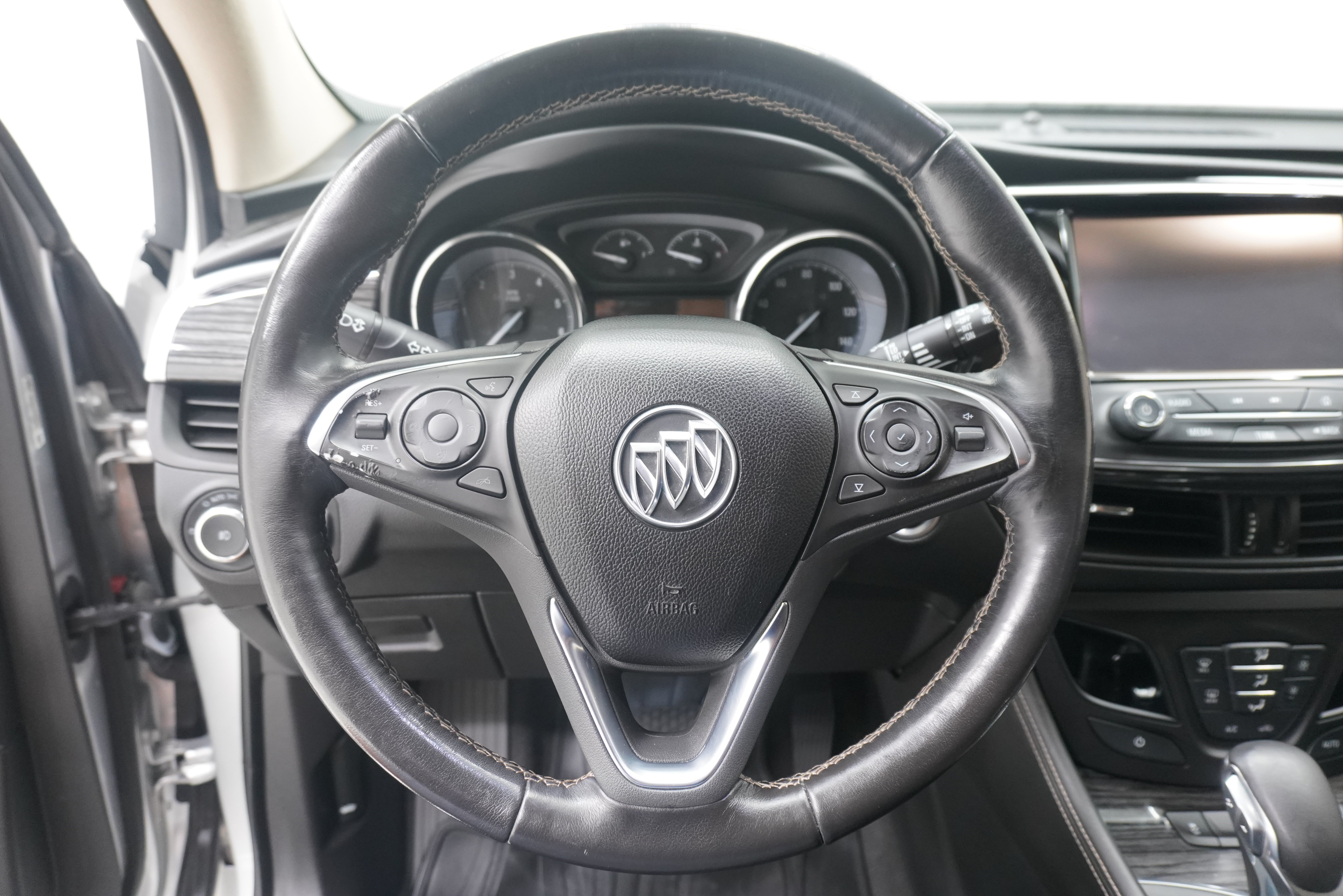 Used 2017 Buick Envision Essence FWD image 17