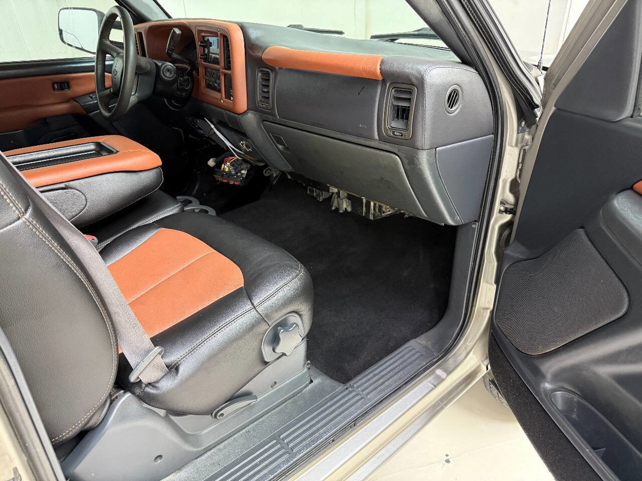 Used 2002 Chevrolet Silverado 3500 2WD Extended Cab image 22