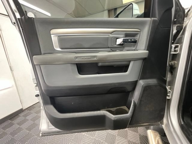 Used 2016 RAM 2500 SLT AWD/4WD image 7
