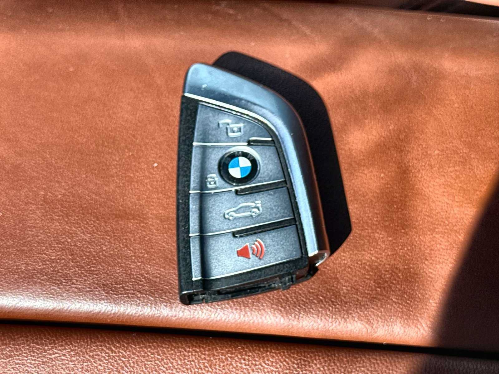 Used 2022 BMW X5 M50i w/ Executive Package AWD/4WD image 28