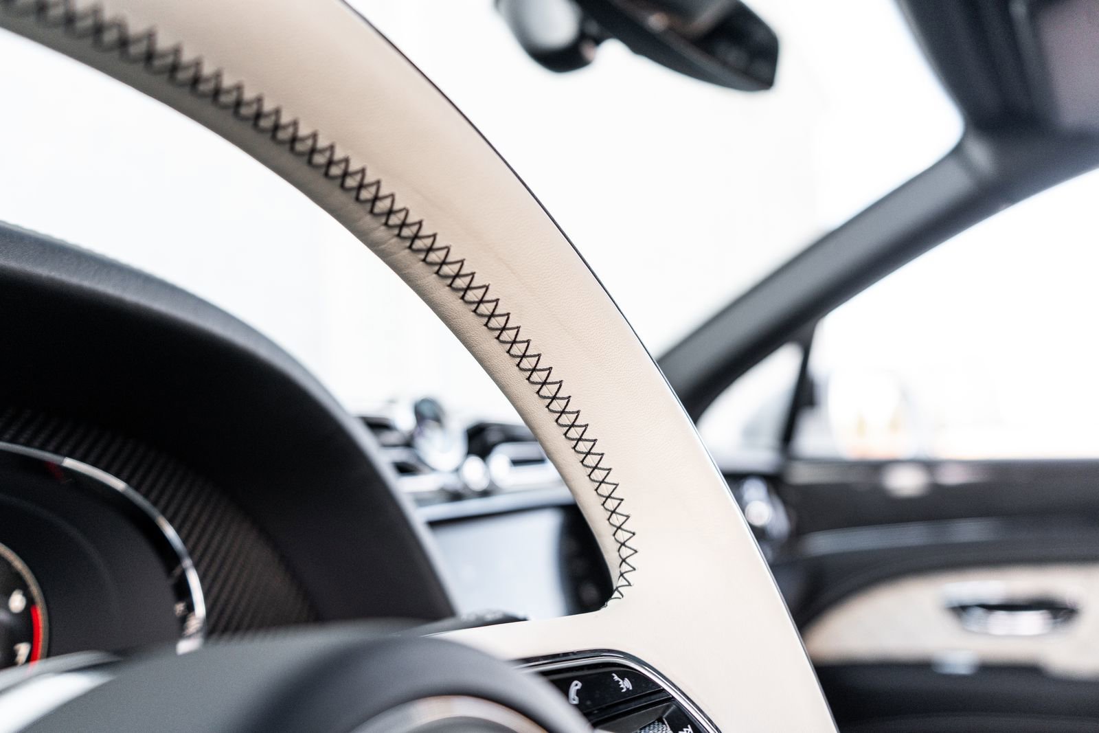 Certified 2023 Bentley Bentayga Speed image 32