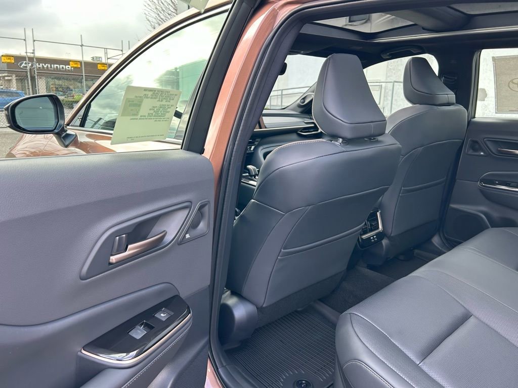 New 2026 Toyota Crown Platinum AWD/4WD image 11