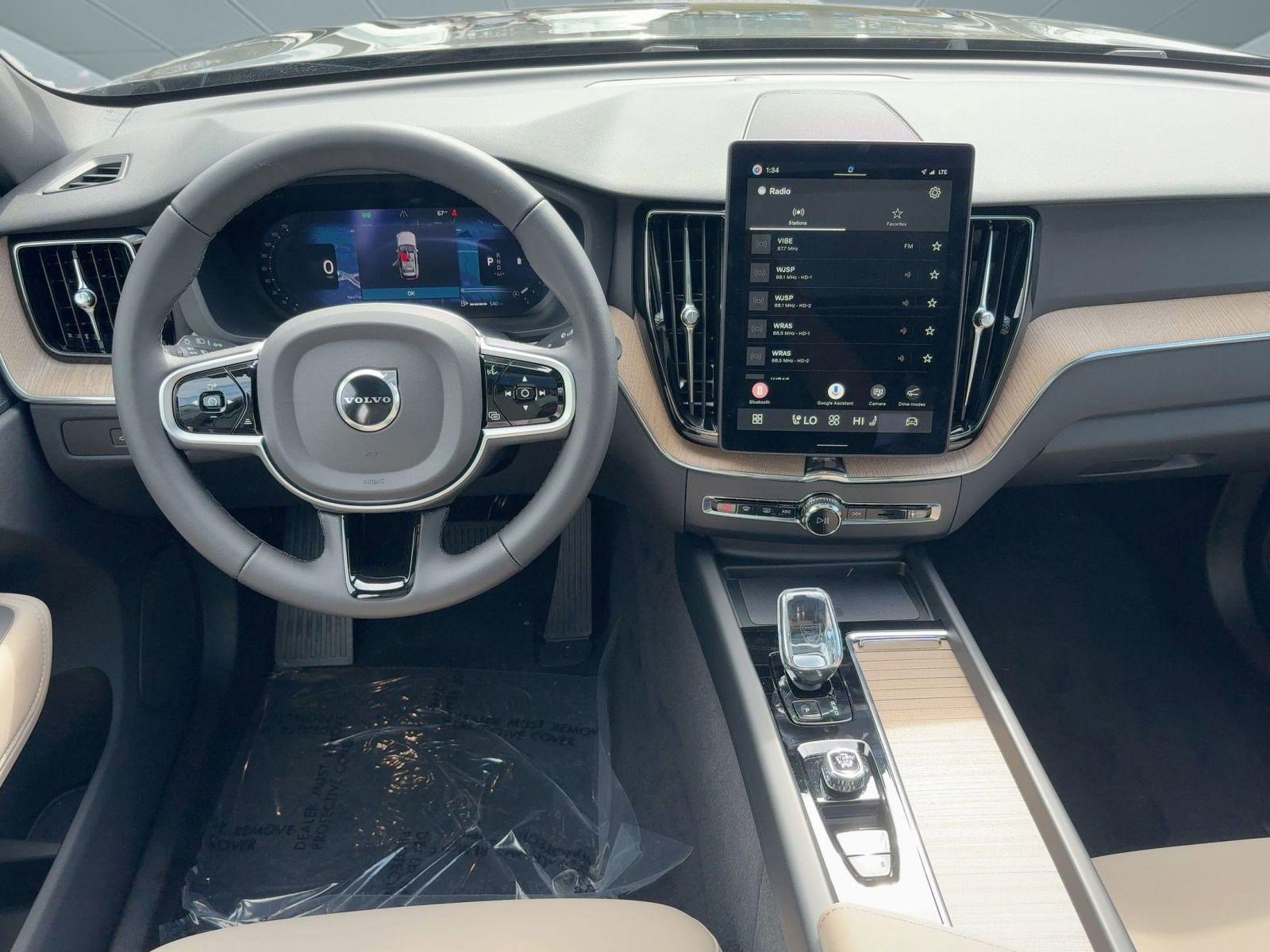 New 2026 Volvo XC60 B5 Plus w/ Protection Package Premier AWD/4WD image 26