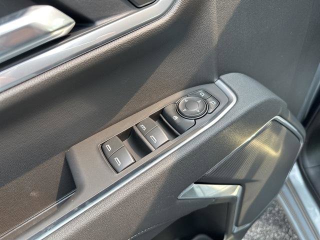 New 2026 GMC Sierra 1500 SLE image 16