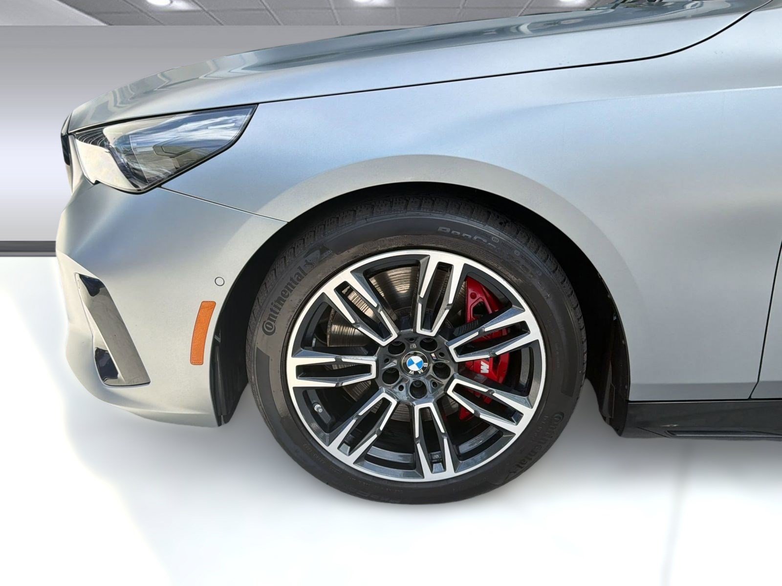 Used 2024 BMW 540i xDrive w/ Executive Package AWD/4WD image 12