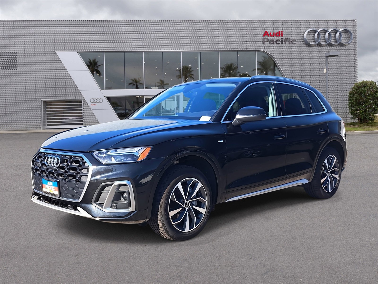 Used 2023 Audi Q5 2.0T Premium Plus w/ Premium Plus Package