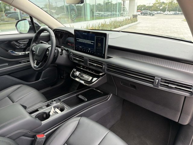 New 2026 Lincoln Corsair Premiere FWD image 20