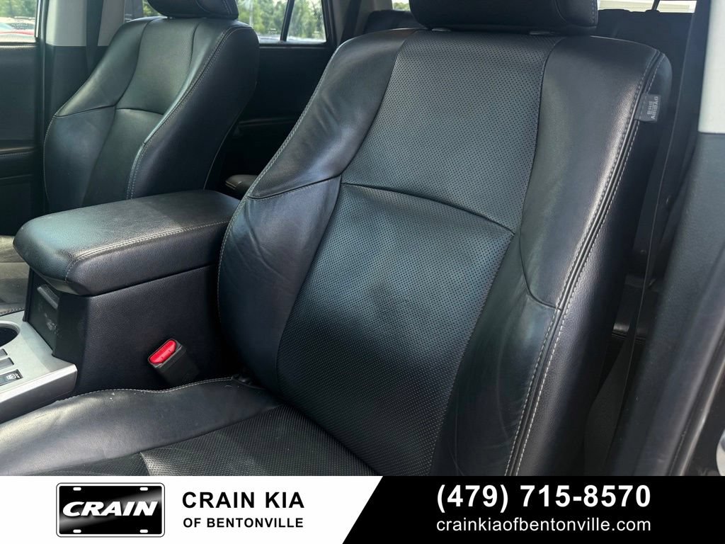 Used 2015 Toyota 4Runner Limited AWD/4WD image 23