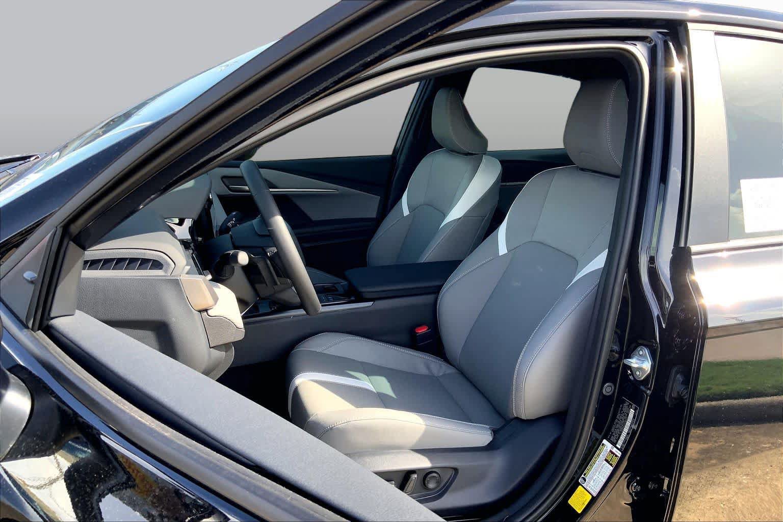 New 2026 Toyota Camry SE w/ Multimedia Upgrade Package FWD image 17
