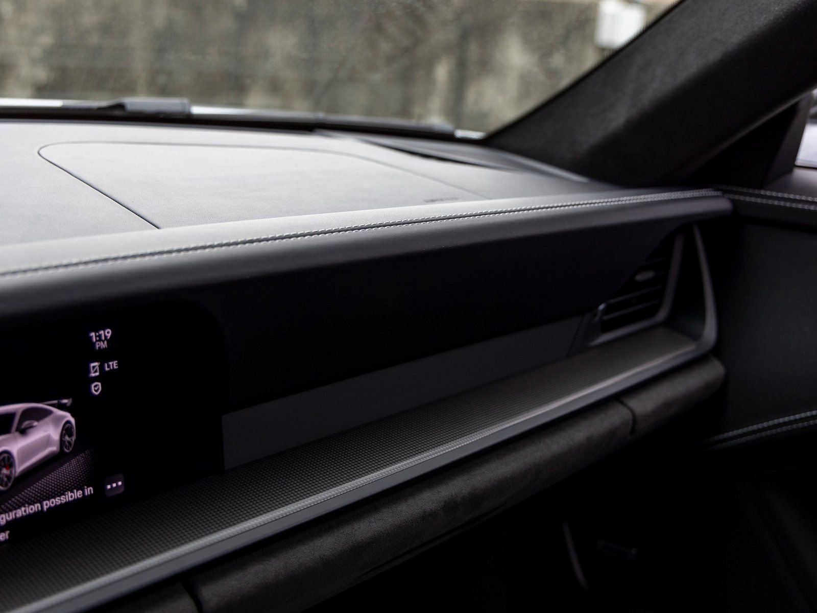 Certified 2022 Porsche 911 GT3 image 40