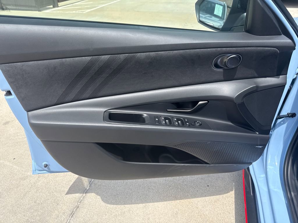 New 2026 Hyundai Elantra N FWD image 12