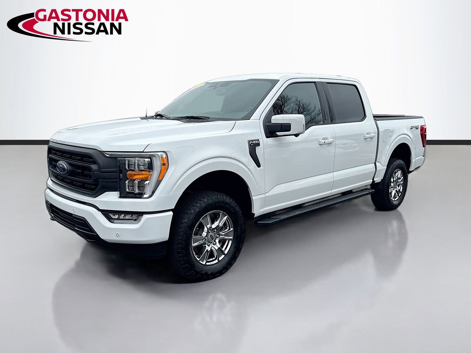 Used 2021 Ford F150 XLT w/ Equipment Group 302A High image 3