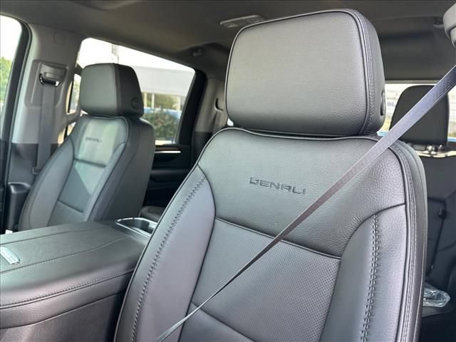 New 2026 GMC Sierra 2500 Denali w/ Denali Reserve Package AWD/4WD image 31