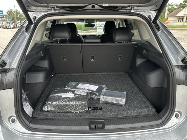 New 2026 Volkswagen Tiguan SE AWD/4WD image 29