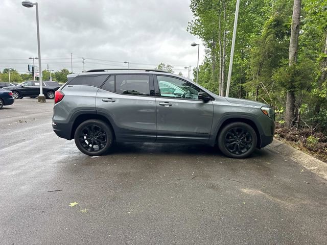 Used 2020 GMC Terrain SLT w/ Preferred Package FWD image 3