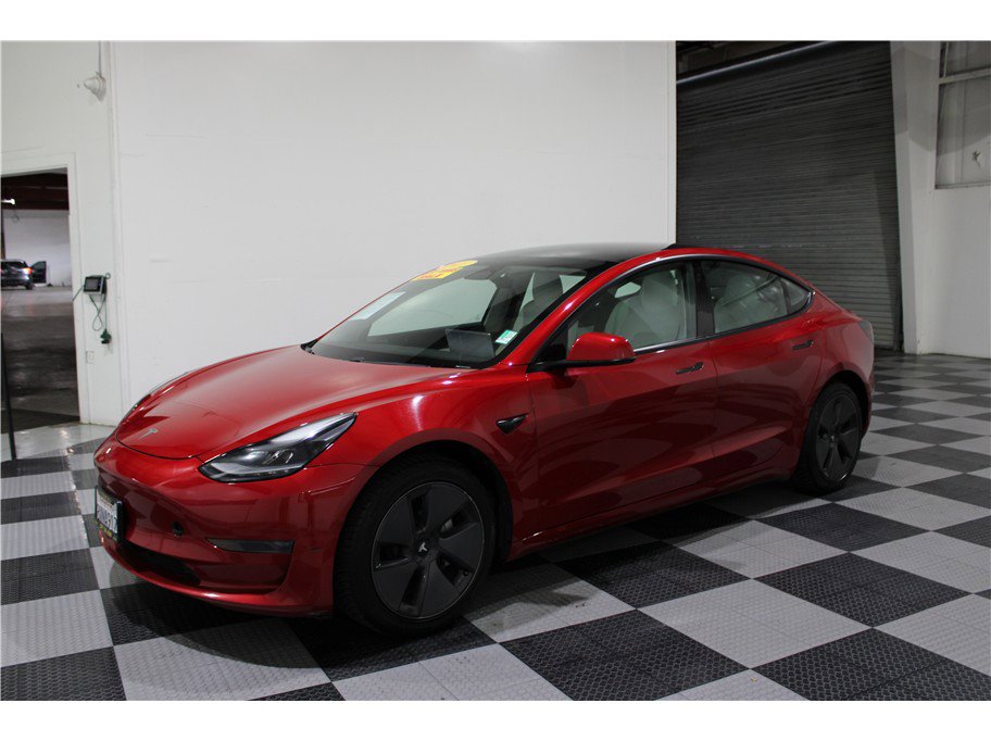 Used 2021 Tesla Model 3 Standard Range Plus image 7