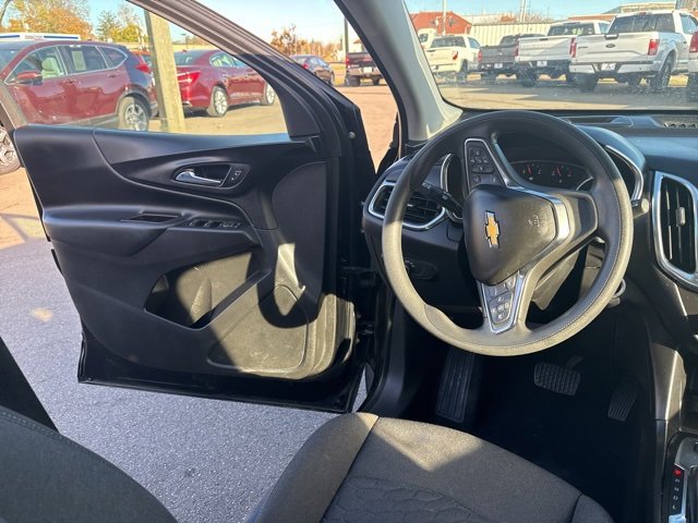 Used 2021 Chevrolet Equinox LT image 16