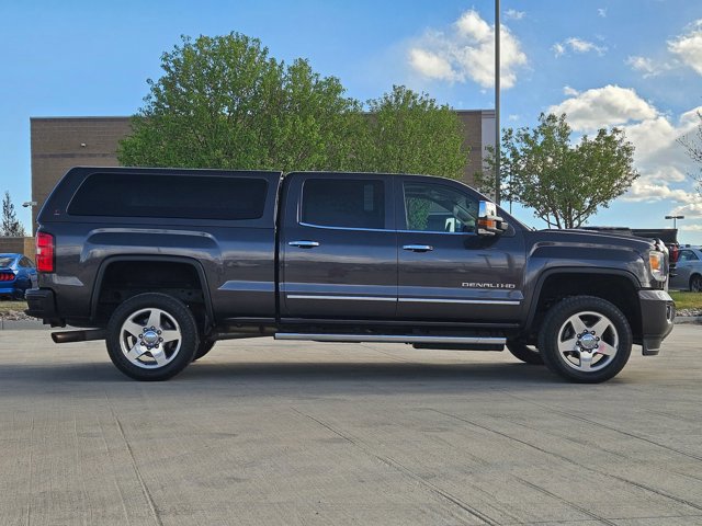 Used 2015 GMC Sierra 2500 Denali w/ Duramax Plus Package image 4