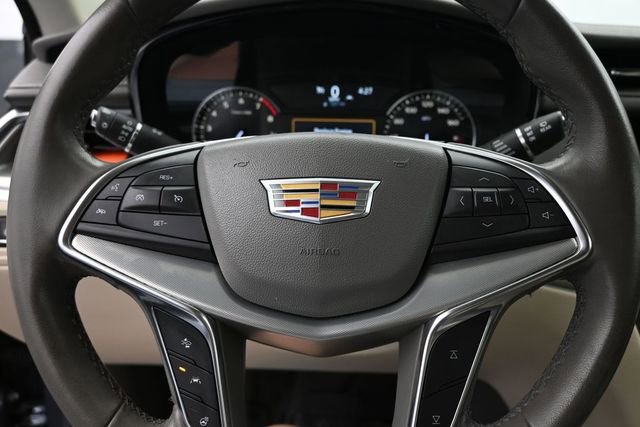 Used 2021 Cadillac XT5 Premium Luxury w/ LPO, Floor Liner Package AWD/4WD image 31