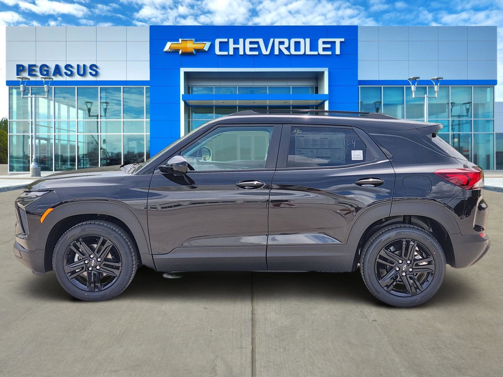 New 2026 Chevrolet TrailBlazer LT w/ Convenience Package FWD image 3
