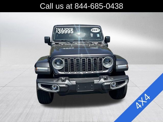 Used 2025 Jeep Wrangler Unlimited Sahara w/ Safety Group AWD/4WD video 2