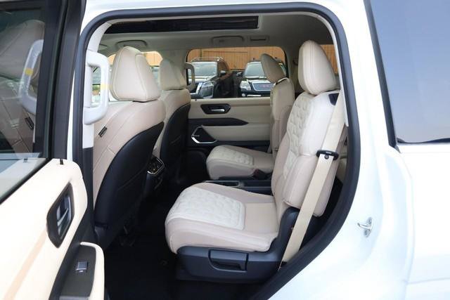 New 2026 Nissan Armada Platinum AWD/4WD image 26