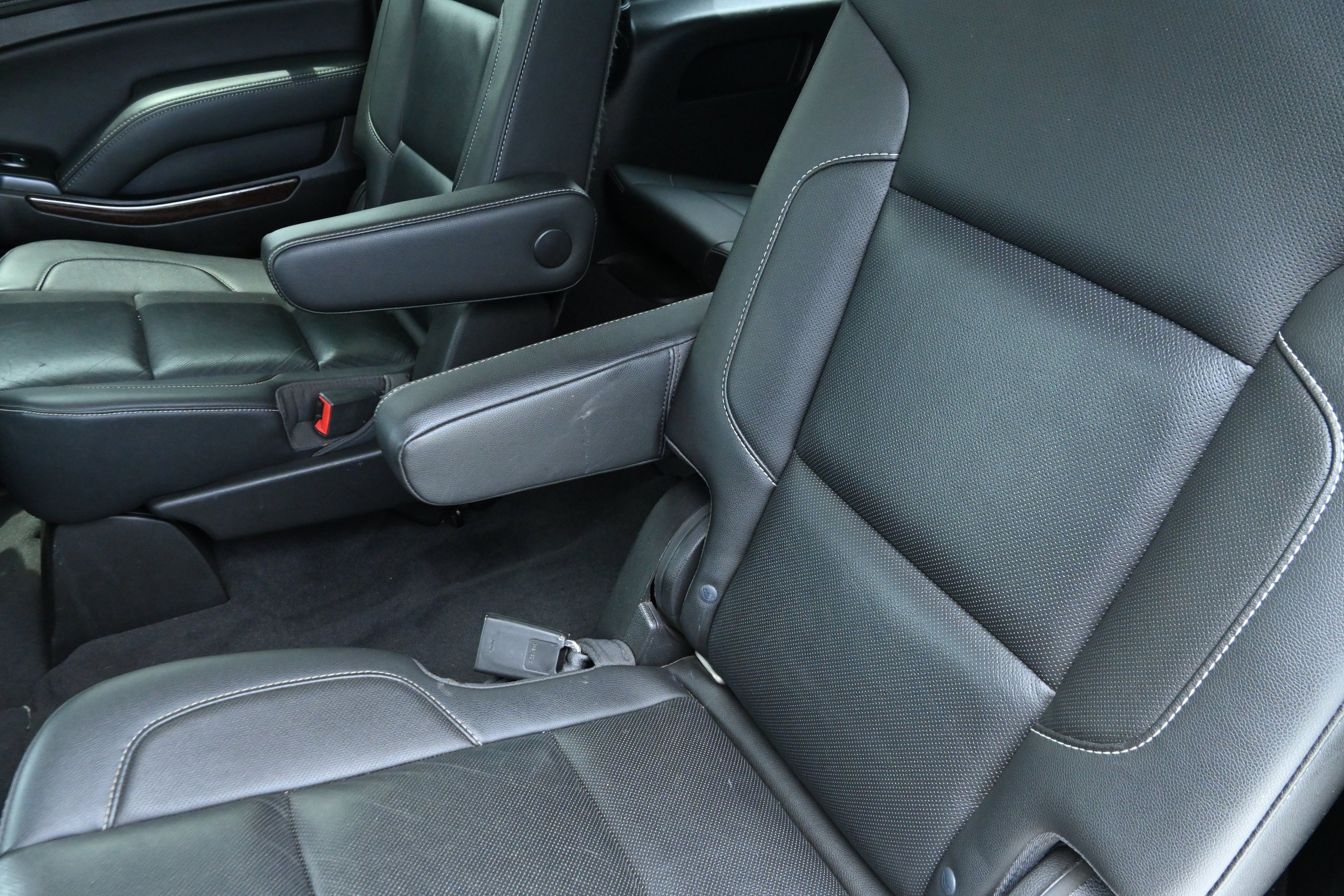 Used 2019 GMC Yukon XL SLT w/ Premium Edition RWD image 14