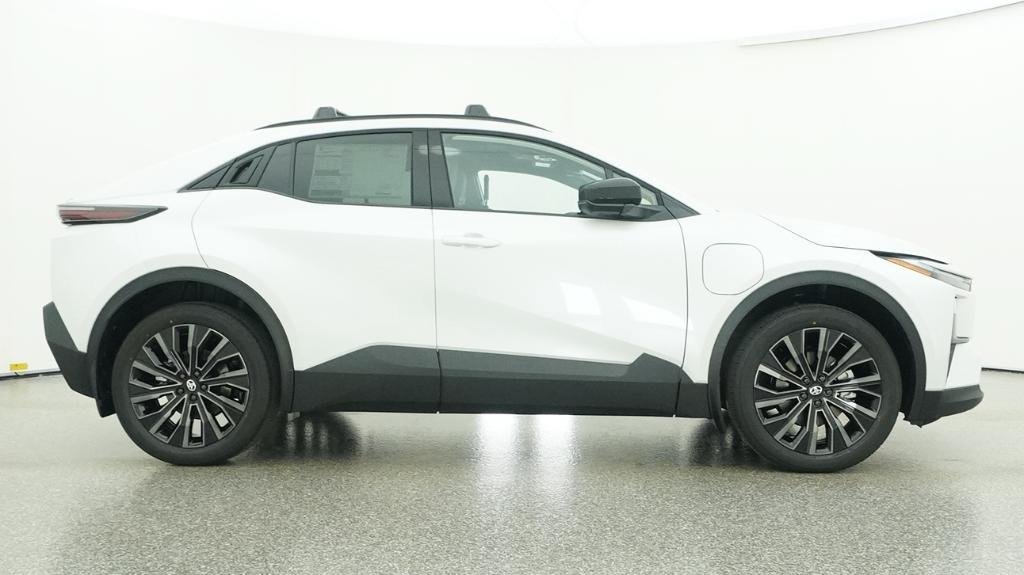 New 2026 Toyota C-HR AWD/4WD image 20