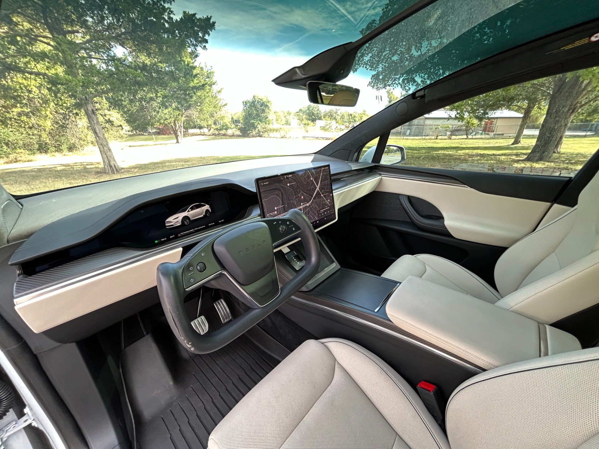 Used 2022 Tesla Model X Plaid AWD/4WD image 9