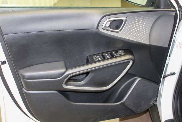 Used 2024 Kia Soul LX w/ Option Group 015 image 8
