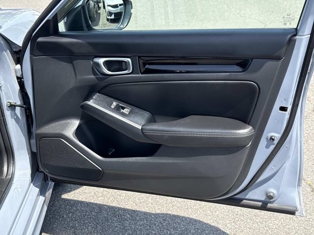 Used 2023 Honda Civic Touring image 8