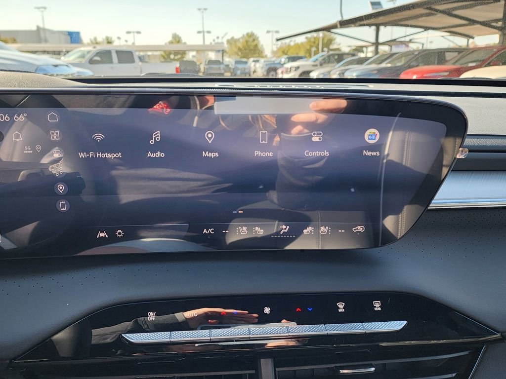 New 2026 Buick Enclave Avenir w/ Super Cruise Package FWD image 29