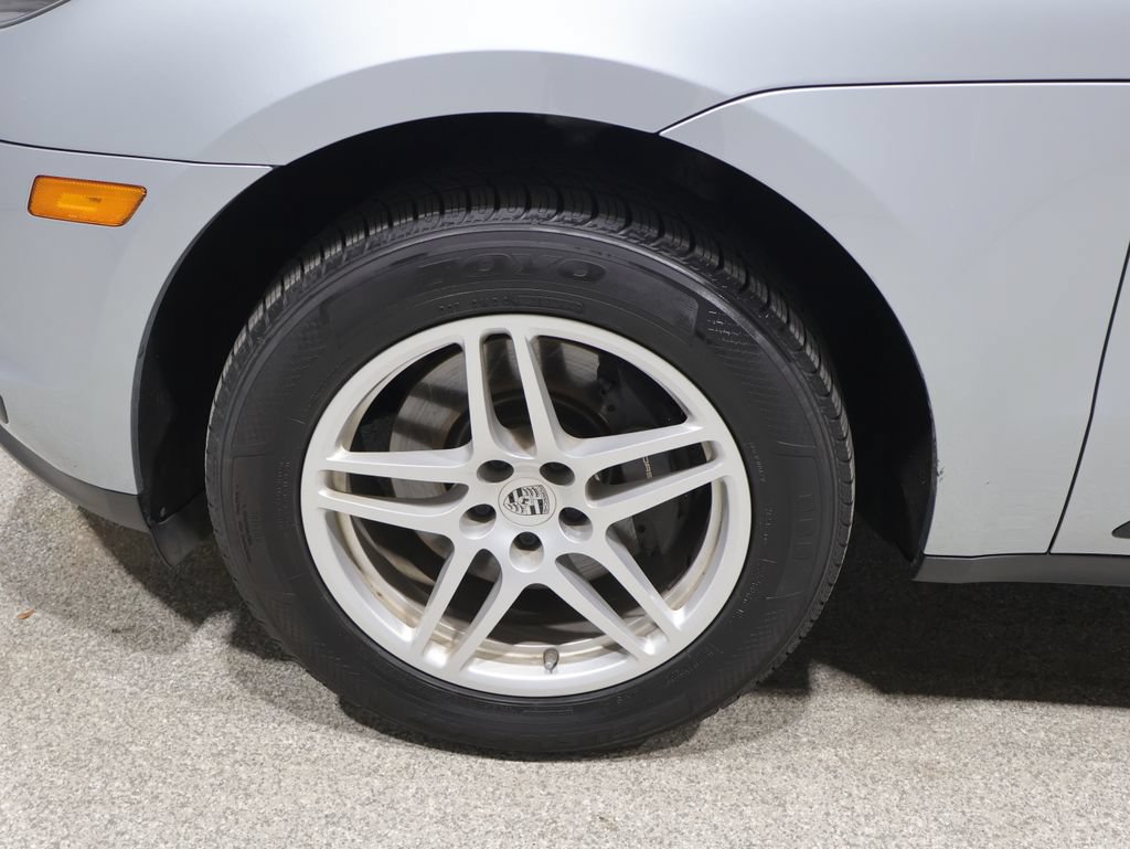 Used 2019 Porsche Macan AWD/4WD image 8