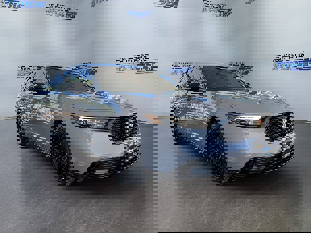 Used 2024 Honda Accord Sport image 3