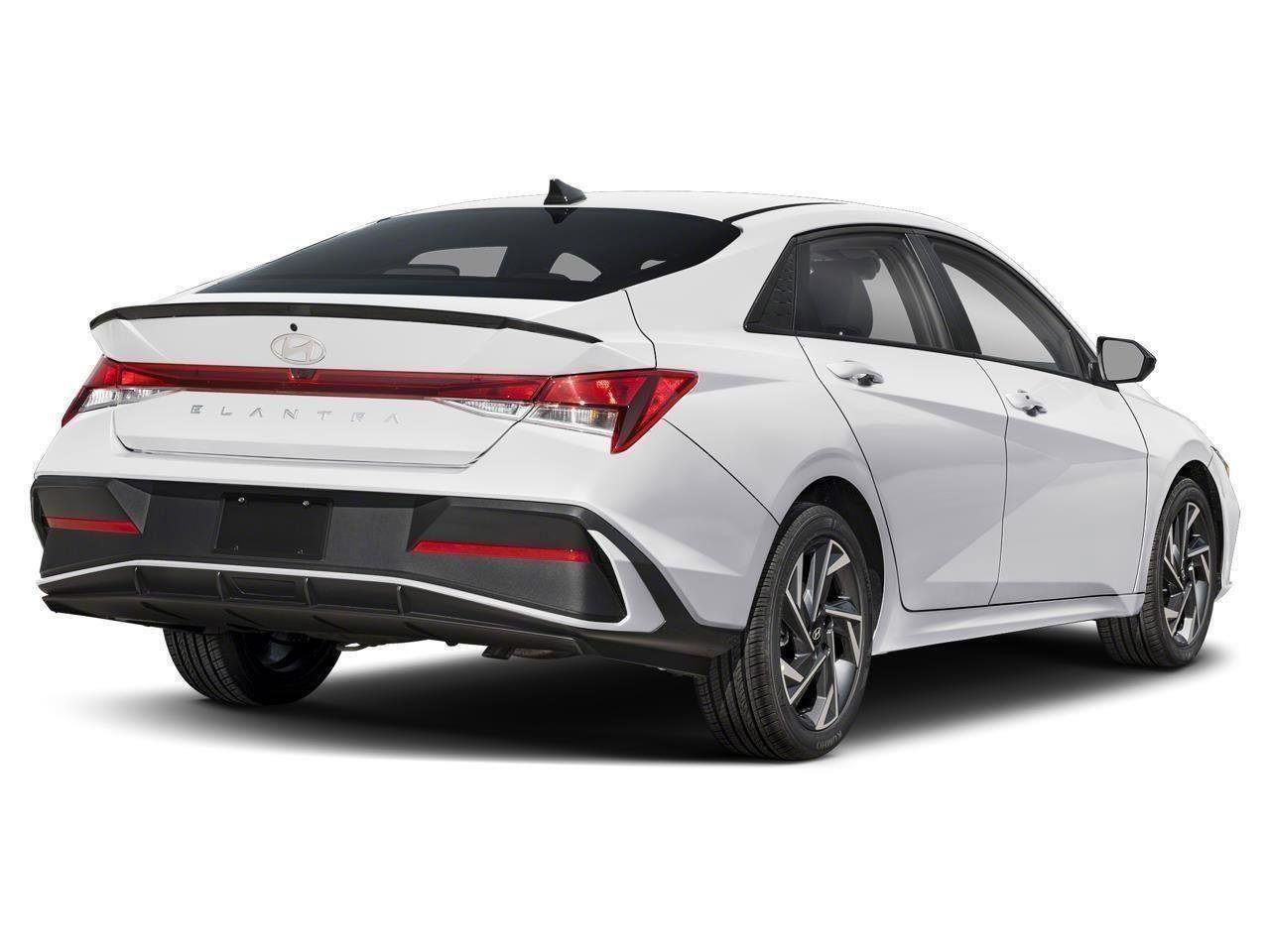 New 2026 Hyundai Elantra SEL Sport FWD image 2