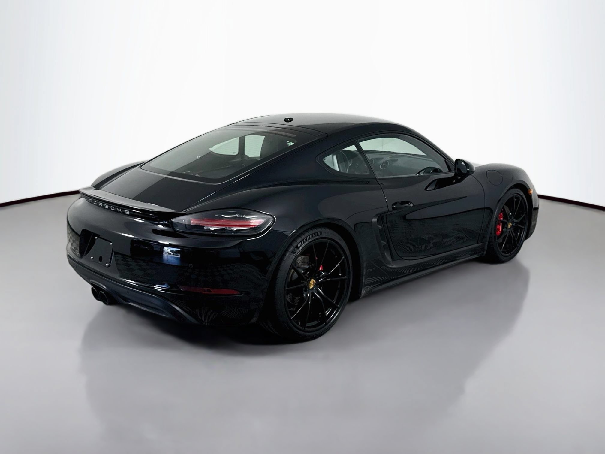 Certified 2018 Porsche 718 Cayman RWD image 9