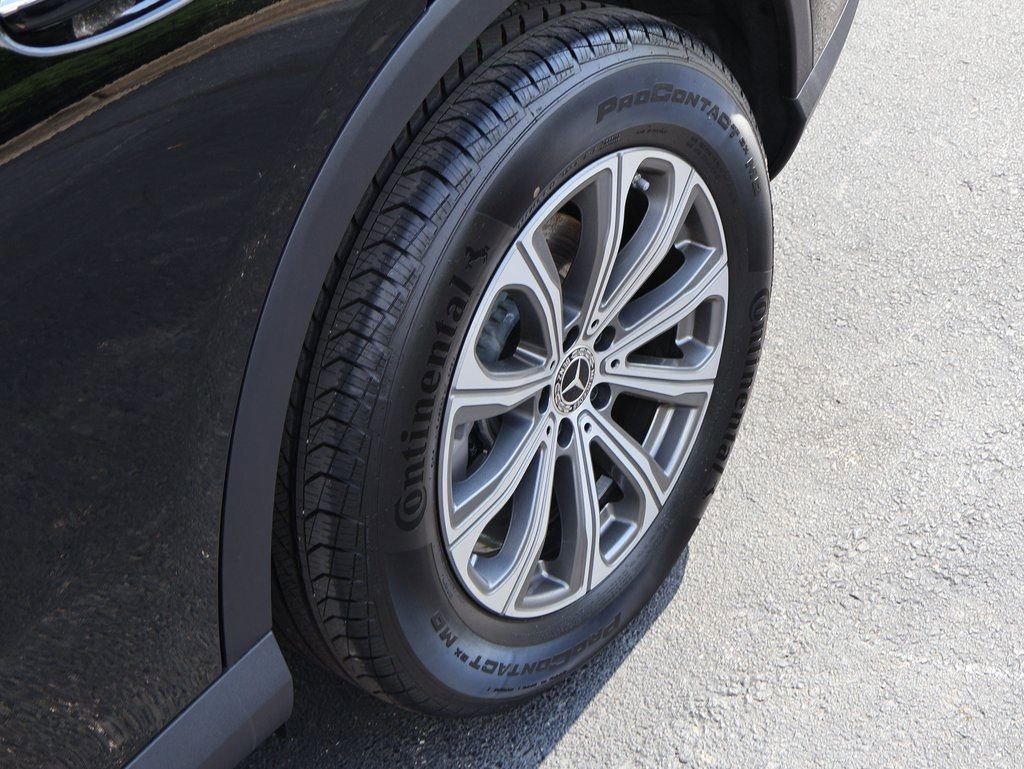 Certified 2025 Mercedes-Benz GLC 300 4MATIC image 39