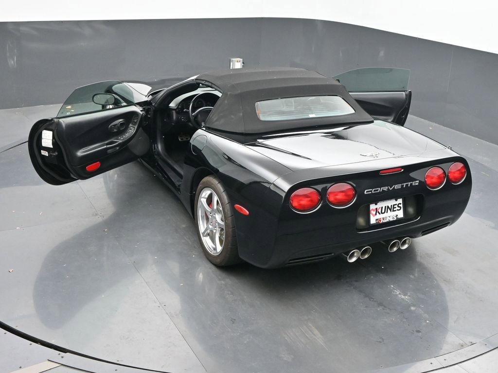 Used 2003 Chevrolet Corvette Convertible w/ Preferred Equipment Group1 image 71