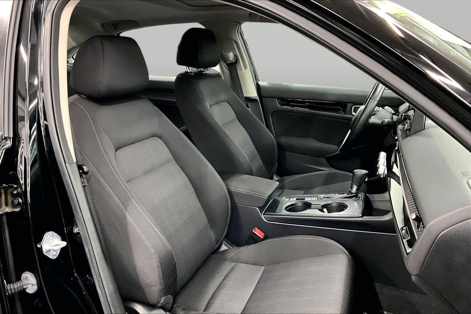 Used 2023 Honda Civic EX image 8