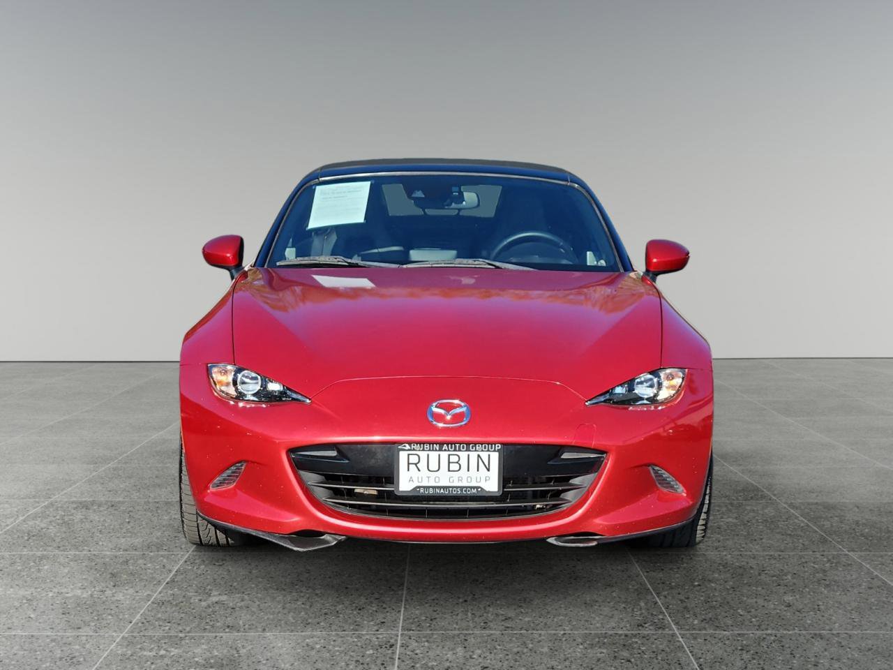 Used 2016 MAZDA MX-5 Miata Grand Touring image 2