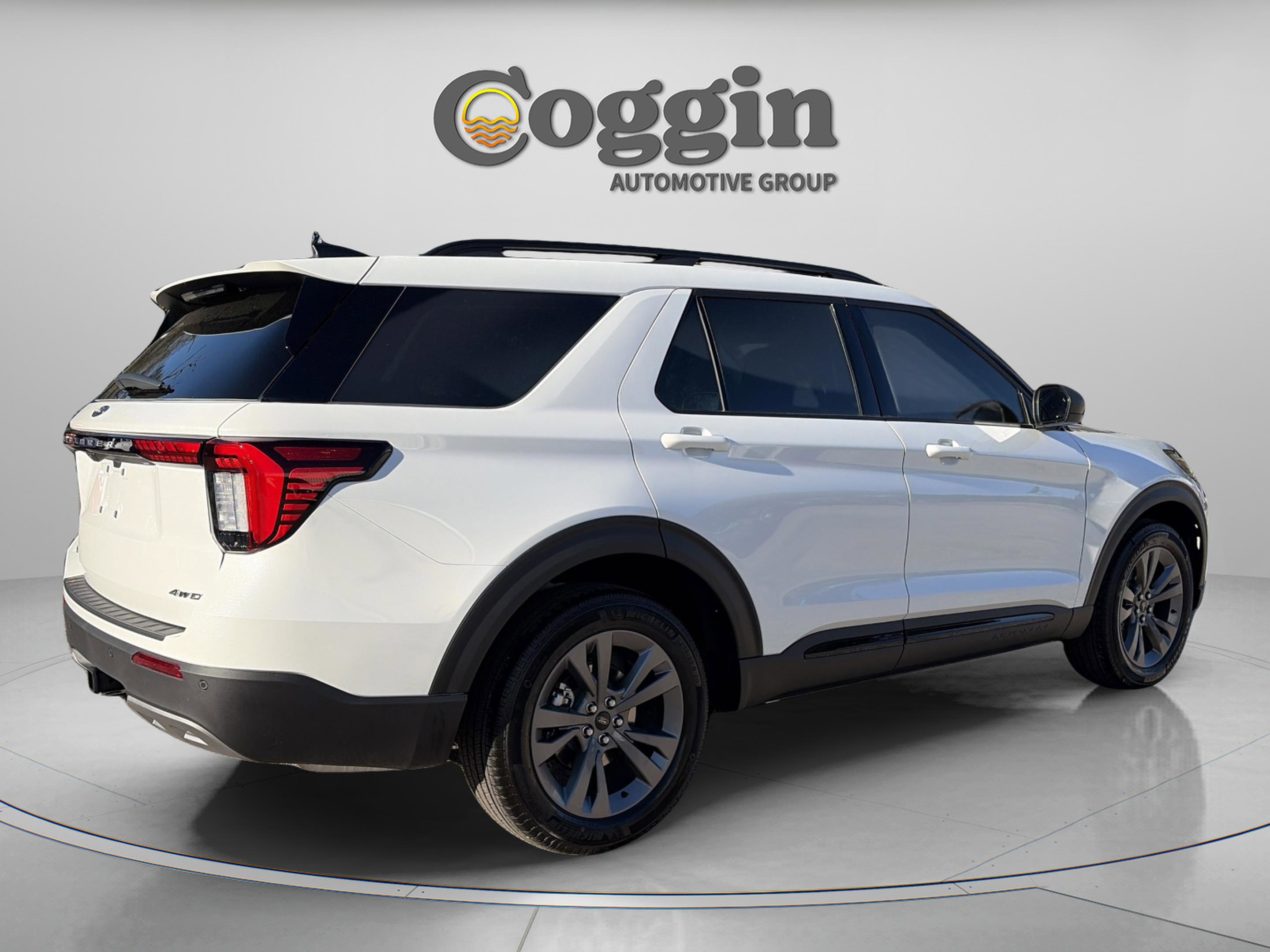 New 2026 Ford Explorer Active w/ Active Comfort Package image 6