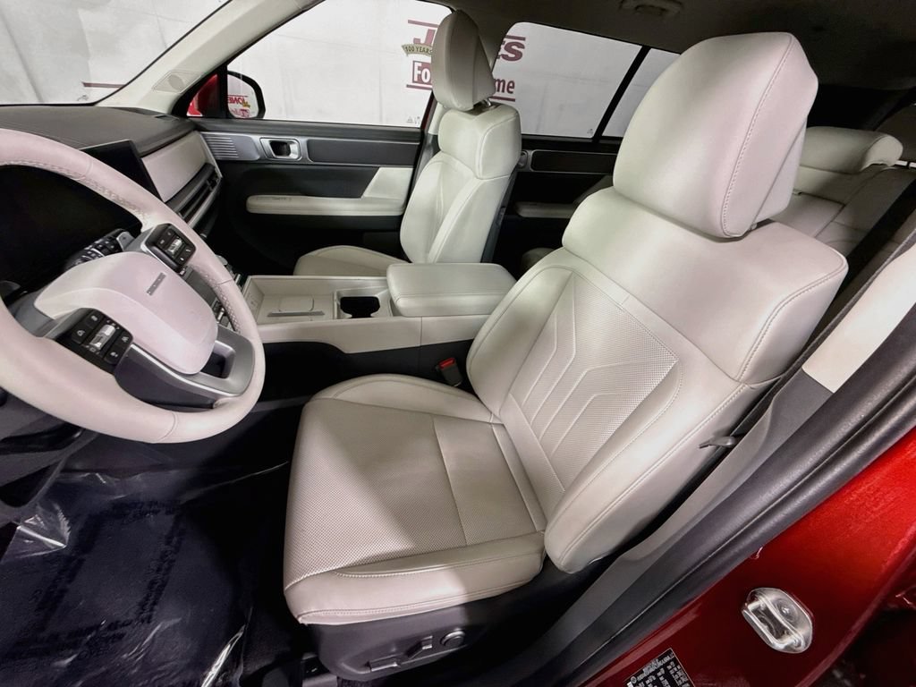 Used 2024 Hyundai Santa Fe SEL AWD/4WD image 25