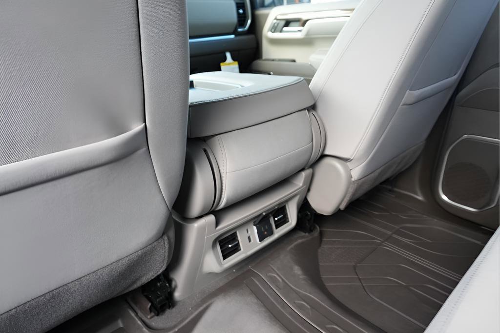 New 2026 Chevrolet Silverado 1500 LT w/ Safety Package image 32