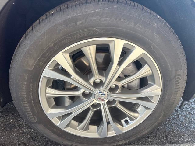 Used 2023 Buick Envision Preferred AWD/4WD image 30