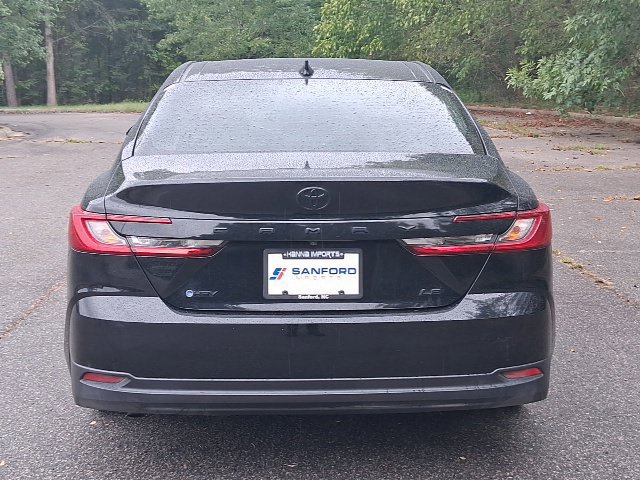 Used 2025 Toyota Camry LE FWD image 4