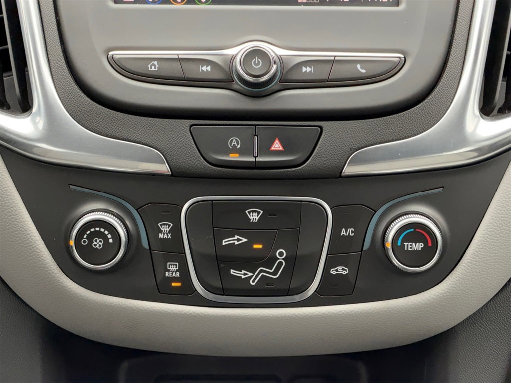 Used 2022 Chevrolet Equinox LS image 27