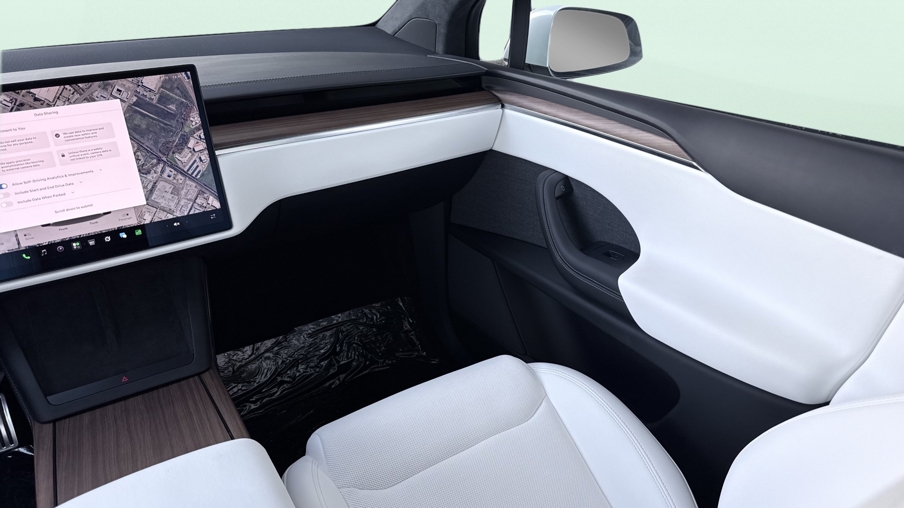 Used 2025 Tesla Model X AWD/4WD image 55
