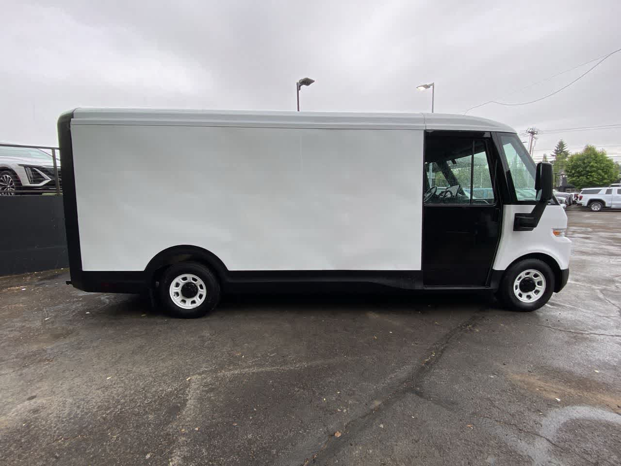Used 2023 Chevrolet Brightdrop 600 w/ Active Safety Package 2 AWD/4WD image 7