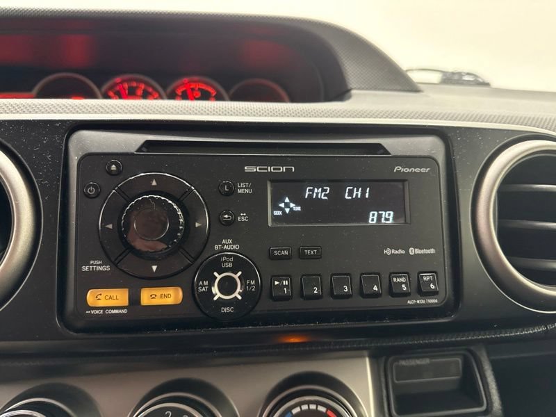 Used 2013 Scion xB FWD image 23