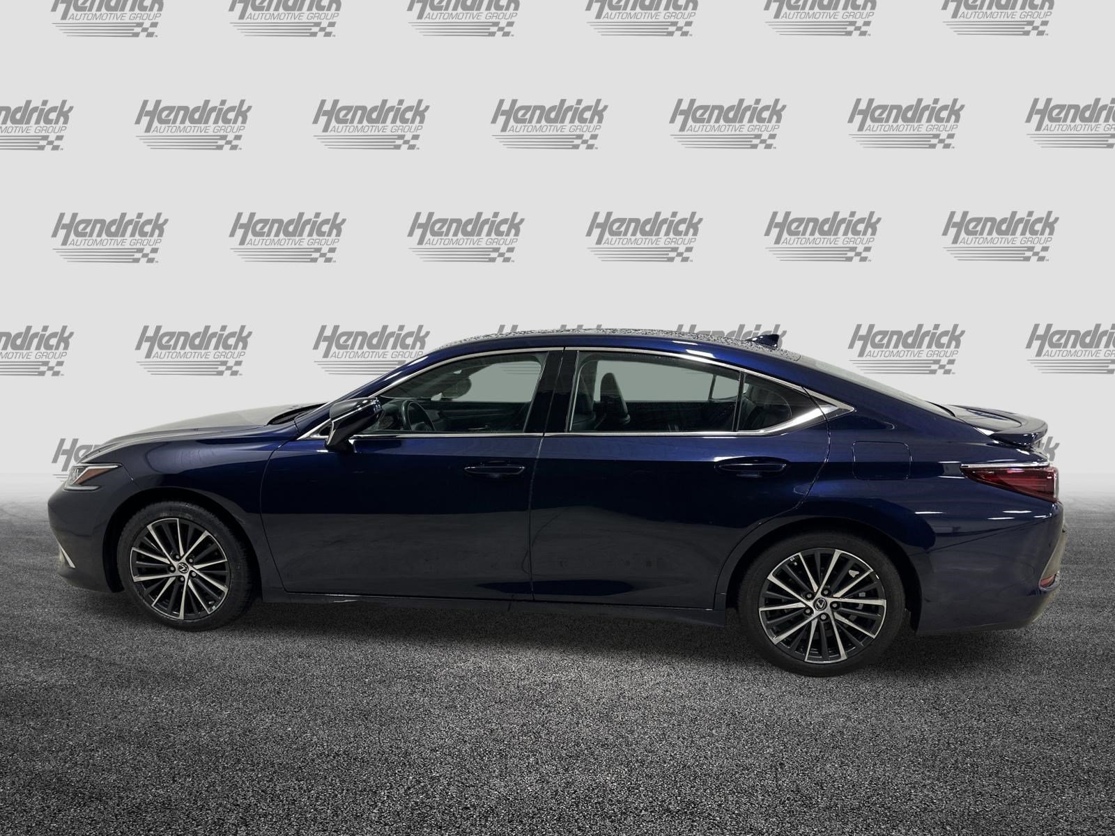 Used 2023 Lexus ES 350 w/ Premium Package image 7
